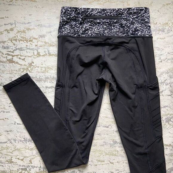 Lululemon side pocket leggings - Picture 5 of 10
